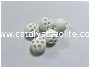 7 otworów 16 mm Cao 4-2 Alpha Alumina Catalyst Support